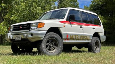 1998 Mitsubishi Montero Hero 1