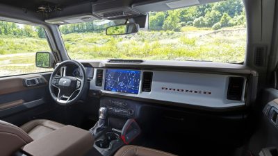 2023 Bronco Heritage Limited Edition Yellowstone Metallic 07 copy