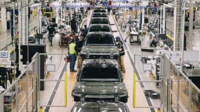 rivian r1t plant 2